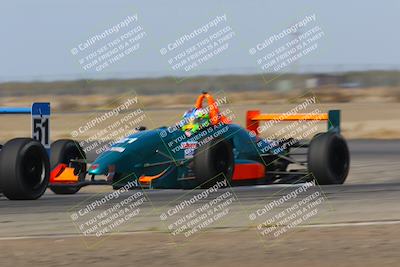 media/Oct-29-2022-CalClub SCCA (Sat) [[e05833b2e9]]/Race Group 2/Qualifying (Sweeper)/